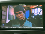 停車中に、お気に入りの番組や映像を楽しめます。休憩時間にリラックスできる空間を提供します。