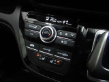お車の状態は内外装共にとても綺麗な状態を保っておりますので私共でも自信を持ってお薦め出来る1台です!!同年式のお車と比べますと、大事にお乗りだった事を実感して頂けるはずです♪