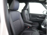 【フロントシート】運転しやすいドライバーズコックピット!ドライブが楽しくなります。