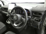 視界も広々で見晴らしの良い運転しやすいコックピットです。