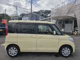 お車の側面の写真です。