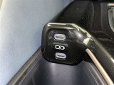 充電用USB端子付き。スマートフォンなどの充電に便利です。
