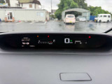 気になるお車がありましたら右の電話番号から直接お店にお問い合わせください。支払方法から車両情報、状態までなんでもご説明させて頂きます。スタッフ一同ご連絡お待ちしております。