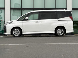 店舗にて現車の確認もいただけますので、お電話で在庫のご確認の上是非ご来店くださいませ。