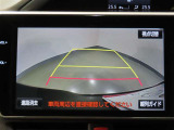 【バックモニター】後ろのカメラの映像がモニターに映し出されるので、後方の見えない死角や、障害物との距離などもしっかり安全確認することができます!