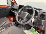 大事な愛車で特別な日をより楽しく、いつもの毎日をさらに快適に過ごせるようスタッフがお手伝いします♪