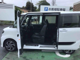 私どもはダイハツ正規ディーラー店舗となります。メーカー保証はもちろん中古車保証も全国最寄りのダイハツ正規ディーラーにてご利用いただけます(一部除く)