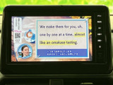 停車中には、お気に入りの番組や映像を楽しめます。休憩時間のエンターテイメントに最適で、快適な時間を過ごせます。