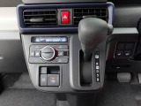 納車の前にはエンジンオイル、オイルエレメント、エアクリーナー、クーラント、バッテリー、ワイパーゴムのチェックまたは交換を行います!