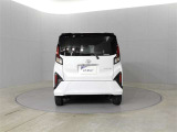 中古車の内外装の状態などをひと目で分かるよう、プロの検査員が実施した「車両検査証明書」をご用意しています。