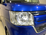 LEDヘッドライトで夜道も安心!