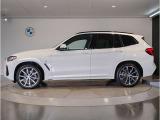 【BMWのxDrive】xDriveはいかなる状況下でも安定した走りを実現しています。 これによりストレスなく運転できることはもちろんのこと、安全性能も向上しています。
