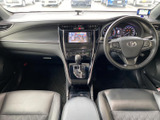 運転席からの視界は良好で、安全運転をサポート。操作系も直感的に操作でき、運転に集中できます。快適なドライブをどうぞ。