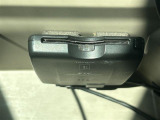 【ETC】有料道路を利用する際に料金所で停止することなく通過できる、ETC車載器(ノンストップ自動料金収受システム機器)が装備されています。セットアップを行うことで利用可能になります。