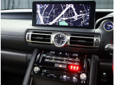メモリーナビ フルセグTV 運転席・助手席独立温度調整オートエアコン 室内の温度管理もできる優れもので、常に快適な空間を保ってくれます。