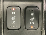 運転席&助手席シートヒーター付で、寒い日も快適です。