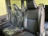 フロントシートです。ゆったり運転ができます。長距離ドライブもラクラク♪♪