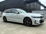 BMW認定中古車は第三者品質評価制度も採用しております。AIS方式による車両品質評価制度も導入し公平な車両コンデション評価を行うことにより車両品質の透明性を高めると同時に更なる信頼と安心をお届けします