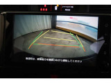 【バックガイドモニター】車庫入れの時に何かに接触しないかとヒヤヒヤしたことはありませんか?バックモニターがあればそのような不安はなくなります♪ガイド線付きで分かりやすく、夜間でもよく見えます!