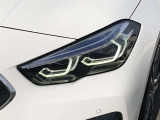 LEDのパワフルな白色光は太陽光の特性に近く、優れた視認性を発揮します。