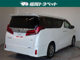 色は人気のホワイトパールクリスタルシャインです。