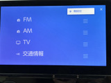使いやすいインターフェースで、快適なドライブをサポートします。必要な情報が一目でわかり、目的地設定もスムーズに行えます。