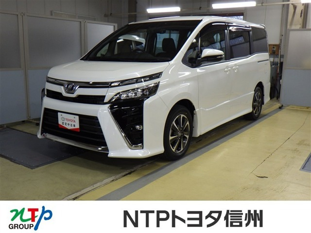 トヨタ ヴォクシー 
