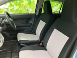 運転しやすい視界と、快適な座り心地が魅力です。操作系の配置もスマートで、運転に集中できます。