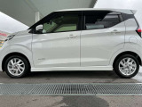 ドアバイザー付の車両です