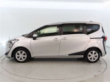 両側パワースライドドア付きだから、狭い駐車スペースなどでの 乗り降りラクラク!小さなお子さまのいるご家庭には嬉しい装備。