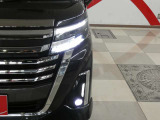 暗い夜道も照らしてくれるライト☆LED・HID・ハロゲンなのかこちらもチェックポイントです☆
