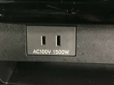 災害時の停電でもアルファードから電気が摂れます。不安な時代の安心人気装備です。