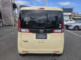 お車の後面の写真です。