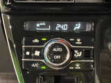 車内空調は&rdquo;AUTOエアコン&rdquo;にお任せ。運転に集中出来ますよ!