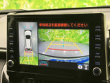 後方確認をサポートするモニターが搭載されています。駐車時や狭い道での運転も安心です。安全運転をサポートします。