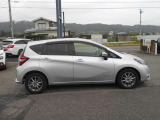 下取り・買取にも力をいれております。下取り・買取のお車のある方は是非一度、詳細をご連絡ください。