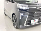 フォグランプ装着車です。暗い夜道の車両前方を明るく照らします