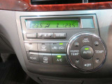 オートエアコンで車内も快適です。