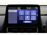 ディスプレイオーディオを装備。スマホとクルマをつなぐことで、これまでのナビに加えて、いろんなサービスが楽しめます。