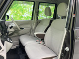 運転しやすい運転席周りのデザイン。操作性も考慮されており、快適なドライブをサポートします。