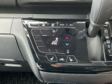 寒い日にあると嬉しいシートヒーター付きです。運転席だけではなく、助手席にも装備されているので、同乗される方も暖かくお過ごし頂けます。