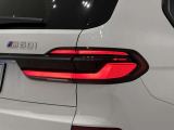 BMW伝統のL字型テールライト