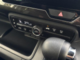 【 オートエアコン 】車内温度を感知して自動で温度調整をしてくれるのでいつでも快適な車内空間を創り上げます!//
