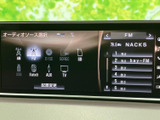 多彩なソースに対応し、高音質なサウンドを楽しめます。お好みの音楽で、快適なカーライフを送りましょう。