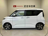 側面からの写真です。ご希望のお車が見当たらない場合は、弊社スタッフがしっかりとお客様のご要望に合ったお車をお探し致します。