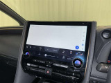 ディスプレイオーディオを装備。スマホとクルマをつなぐことで、これまでのナビに加えて、いろんなサービスが楽しめます。