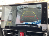 駐車時の安全性を高めるバックモニターを搭載。狭い場所でも安心して駐車できます。ガイドライン表示で、より正確な駐車をサポートします。