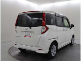 リヤ5面はプライバシーガラス☆強い日差しや車外の視線から室内を守ってくれます。