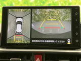 後方確認をサポートするモニター画面。駐車時の安全性を高め、狭い場所でもスムーズな運転をサポートします。