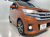 フォグランプ装着車です。暗い夜道の車両前方を明るく照らします